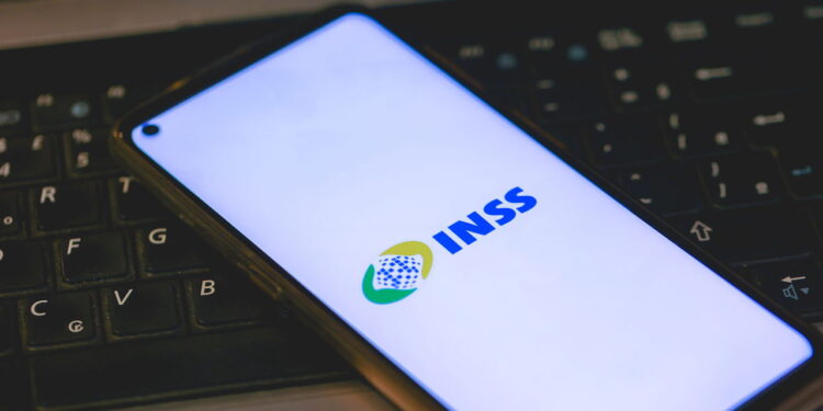 INSS emite aviso 07/05 para todos aposentados que recebem benefício